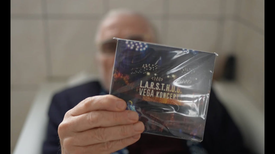 Lars H.U.G. får endelig sin egen CD