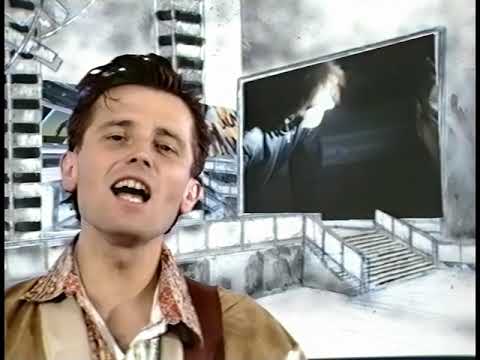 Lars H.U.G. - Kysser Himlen Farvel  (Official Music Video 4K)