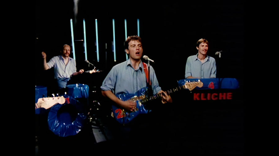 Kliché - Militskvinder – musikvideo